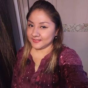 Meet your Posher, Edith